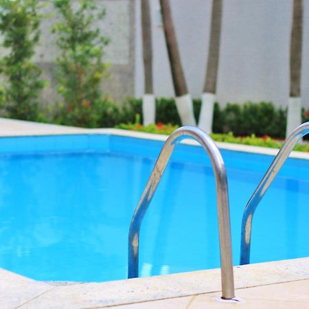 Apartamento Em Frente Ao Shopping Itaigara - Salvador Apartment Exterior photo